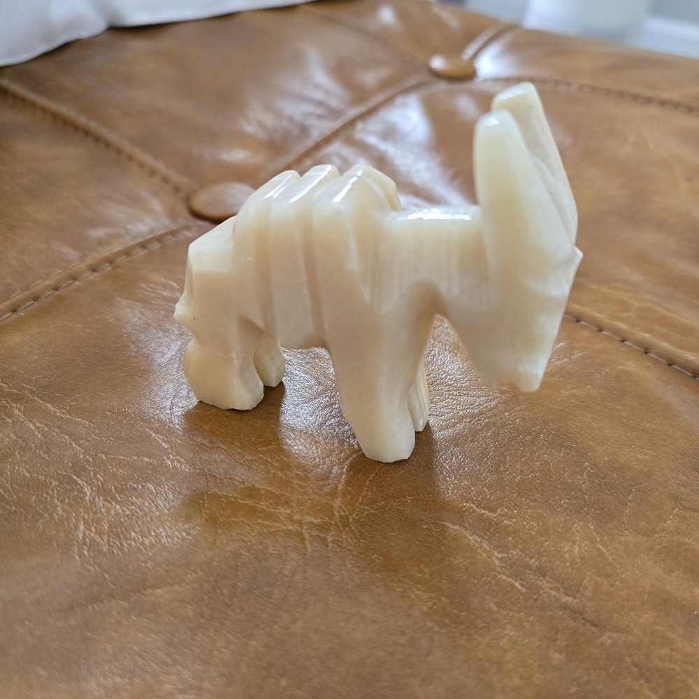 Vintage Hand Carved Onyx Figurine